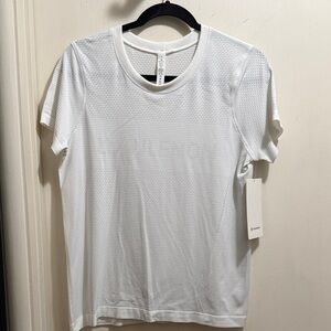 Lululemon Athletica Mesh White Short Sleeve Top